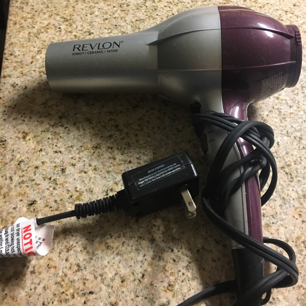 Hair dryer